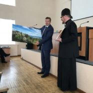 Состоялось вручение благодарственного письма протоиерею Петру Кулиничу